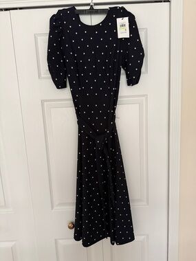 DKNY Women’s NAVY Polka Dot Midi Dress with Tie Waist.. nwt ..short sleeve